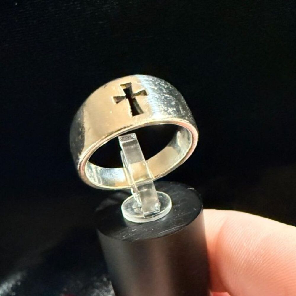 Authentic James Avery Sterling Silver Crosslet Ring size 6
